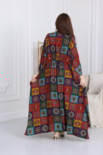 جلابية رايون قطن ( فراشة ) بتطريز خفيف في الصدر