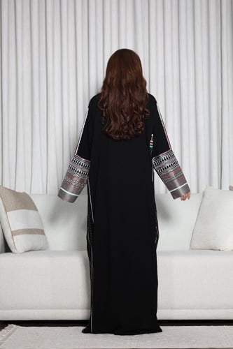 جلابية عسيرية موديل عباية مفتوحة