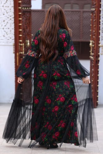 جلابية كريب بحريني ممزوجة بشالكي و تل اسود