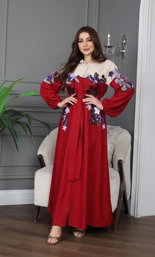 جلابية لينن أنيقة بتطريز مورد