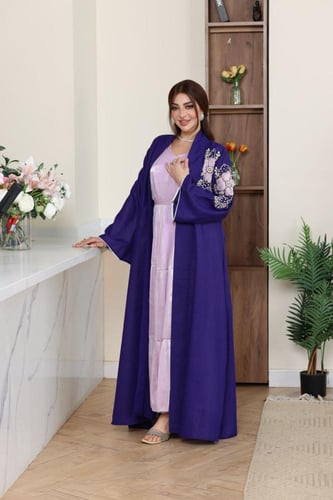 جلابية لينن قطعتين بتطريز شك يدوي وكرستالات وبطانة...