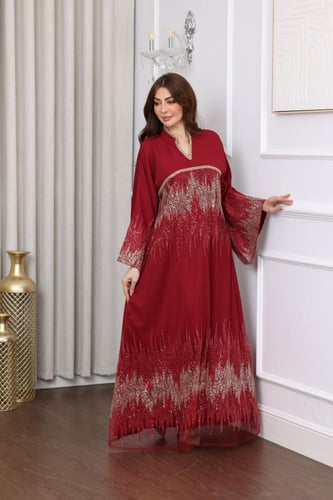 جلابية كريب بإضافة التل المطرز بالترتر