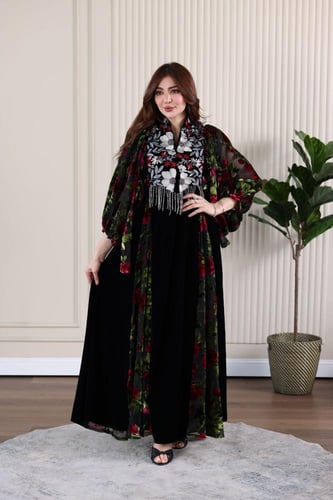 جلابية مخمل بتطريز كمبيوتر وهدب ممزوجة بخامة القطي...