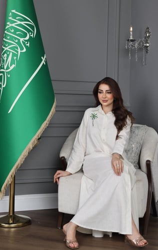 جلابية لينن بتطريز نخلة - تصميم عباية بأزرار كاملة