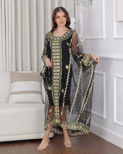 جلابية ( نشل ) بالتل والتطريز الذهبي