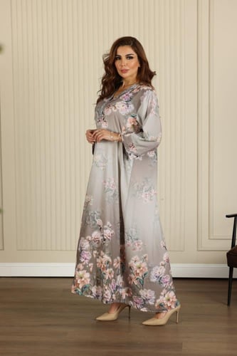 جلابية روز مطرزة وأنيقة