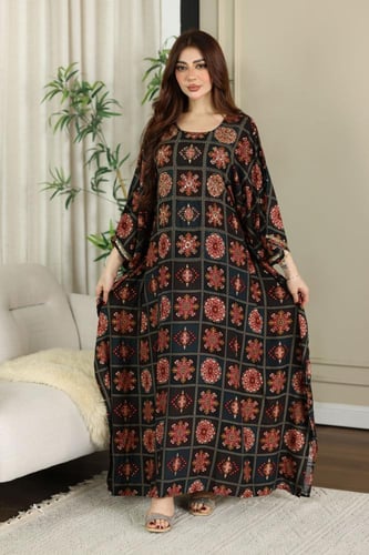 جلابية رايون قطن ( فراشة ) بتطريز خفيف في الصدر