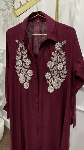 جلابية لينن 3 قطع راقية بتطريز أنيق