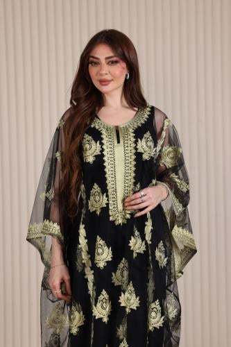 جلابية ( نشل ) بالتل والتطريز الذهبي