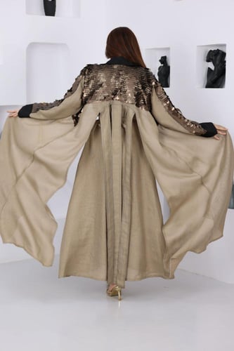 جلابية لينن قطعتين بتدخيلات الترتر وفتحة في الظهر