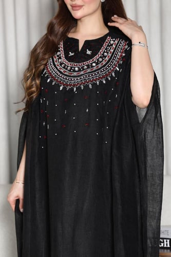 جلابية لينن خيش فراشة بتطريز شك في الصدر