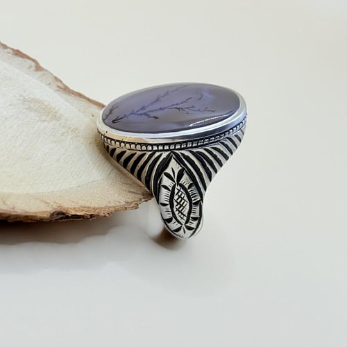 خاتم عقيق يماني مشجر بفضه ثقيله برتاش عيار 990