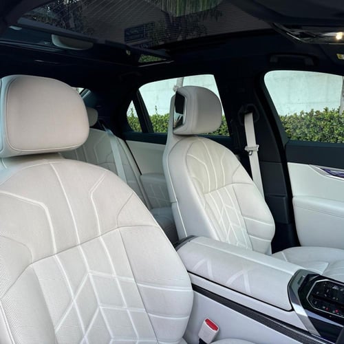 بي ام دبليو Li 730 - توصيل من مطار جدة الى الطائف...