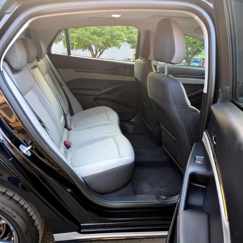 فورد تورس - توصيل من محطة قطار مكه الى الفندق