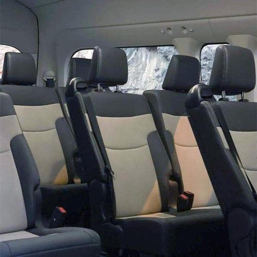 تويوتا هايس - توصيل من محطة قطار مكه الى الفندق