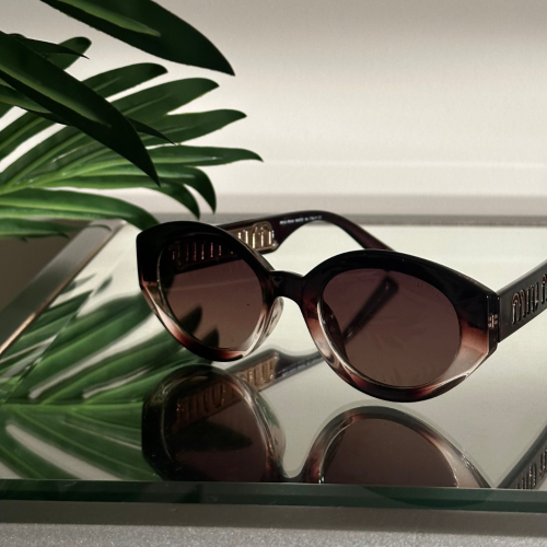 نظارة شمسية من ميو ميو | Miu miu sunglasse