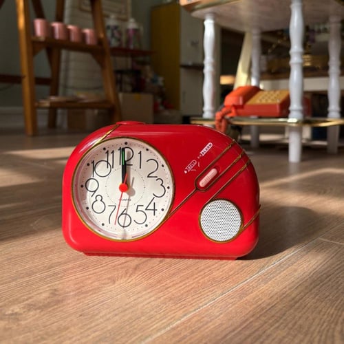 ساعة فنتج / مع منبّه