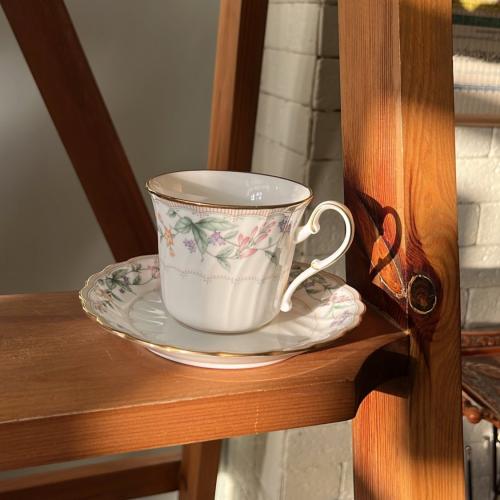 كوب فنتج نمط بروكهالو من روائع ماركة نوريتاكي الشر...