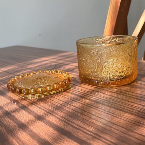 علبة زجاج لون الكهرمان | صناعة يابانية فنتج ونادرة...