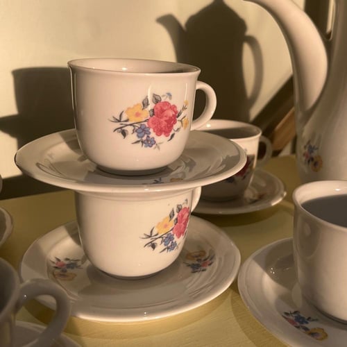 طقم بورسلين فنتج صناعة ألمانية ماركة KAHLA