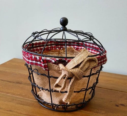 سلة حديد ستايل فارم هاوس