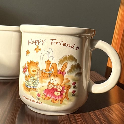 كوب خزف صناعة يابانية فنتج ونادر اصدار 1986