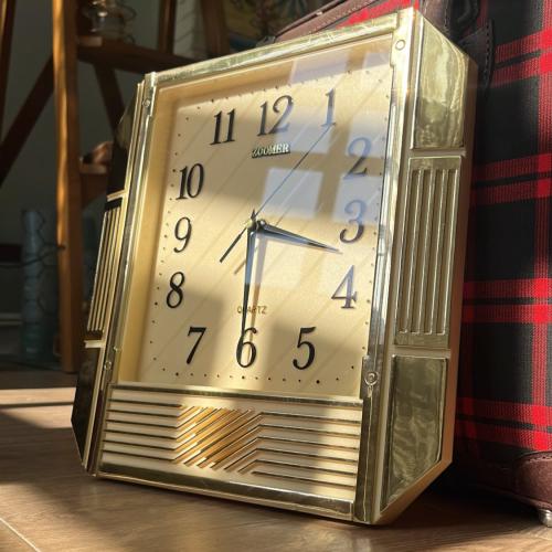 ساعة حائط فنتج صناعة تايوان