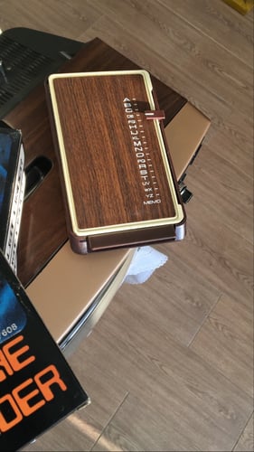 مكتشف قائمة الهاتف