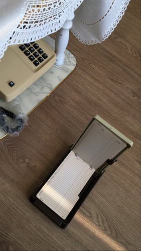 مكتشف قائمة الهاتف