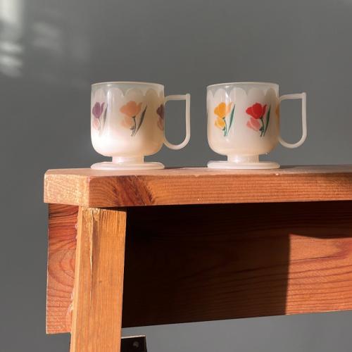 Vintage plastic cup | Small size
