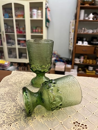 Glass cup قلاص عتيق صناعة أمريكية