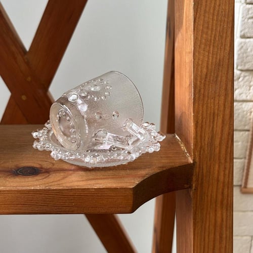 كوب زجاج فنتج مع صحن