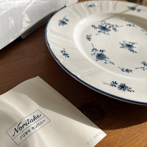 طقم من 6 صحون فنتج صناعة يابانية ماركة نوريتاكي ال...