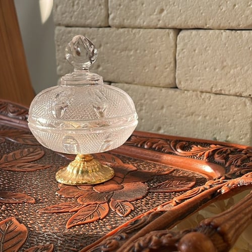 كريستال أصلي ، و اصدار عتيق بقاعدة من النحاس ، صنا...