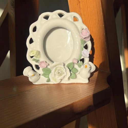 تحفة وبرواز فنتج