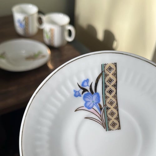 فنجان صيني اصدار قديم