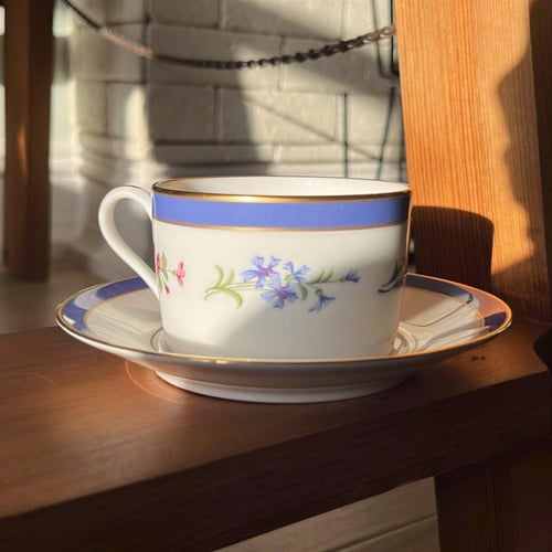 كوب فنتج ‎ ونادر من مجموعة "Tiffany Floral" ‎ماركة...