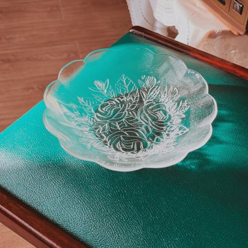 صحن زجاجي ، فنتج أنيق