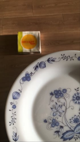 صحن فنتج صناعة فرنسية نمط البصل الازرق