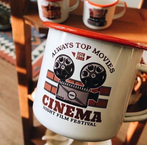 كوب معدني بطباعة حصرية