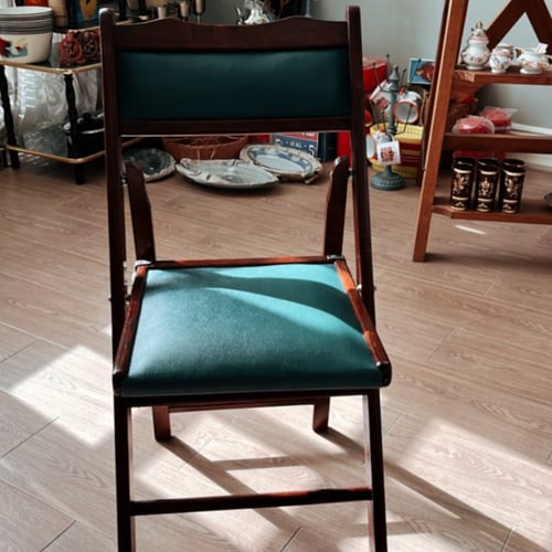 كرسي عتيق صناعة شنقهاي