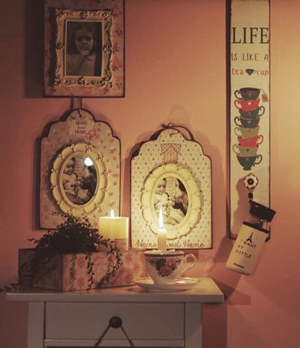 علّاق خشبي شابي شيك