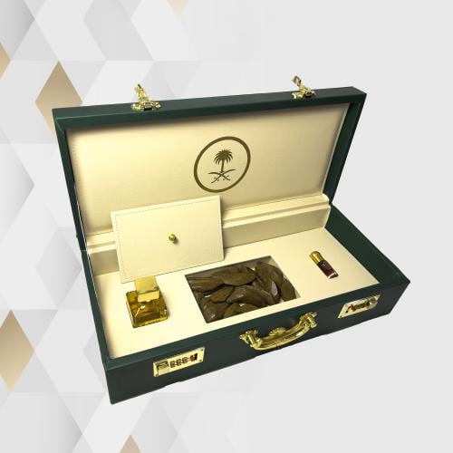 صندوق سيفين و نخلة كبير يحتوي على عود طبيعي محسن و...