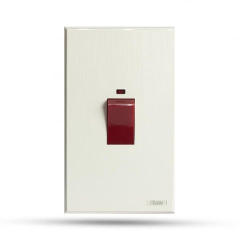 مفتاح مكيف 7*14 بيانو خشّابي