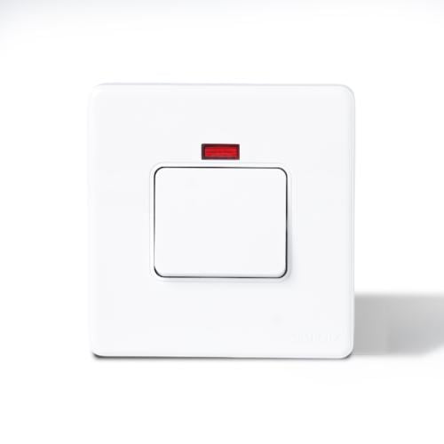 مفتاح مكيف بيانو أبيض SEMICNZ