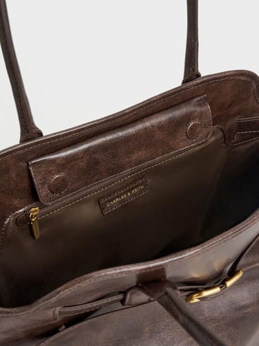 حقيبة فيكتوريا / براند تشارلز اند كيث