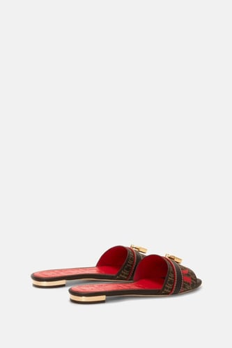 حذاء شرائح قماشية مقفلة من ماتريوشكا / ماركة CH