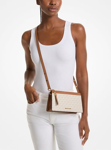 حقيبة كروسبودي كبيرة بشعار إمباير المميز