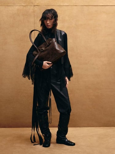 حقيبة فيكتوريا / براند تشارلز اند كيث