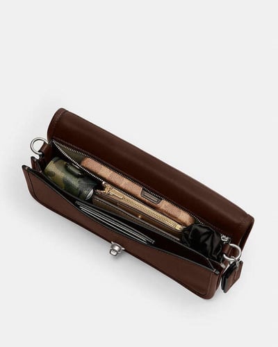 حقيبة كوتش صغيرة